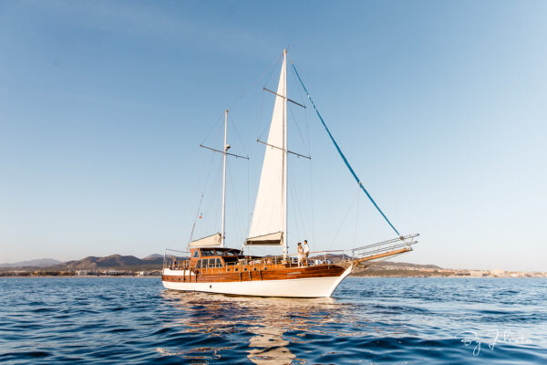 Cabo San Lucas - Tu Enamorado - Sunset Dinner Cruise